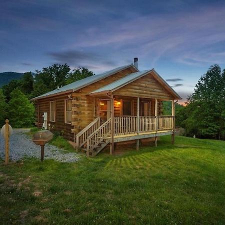 Log Cabin Stunning Mountain Views On 12 Acres Candler Εξωτερικό φωτογραφία