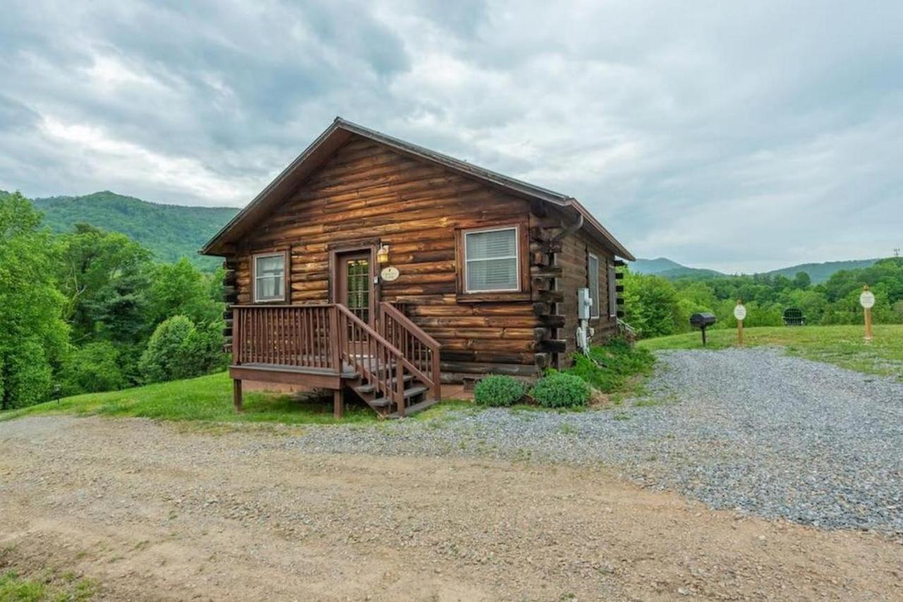 Log Cabin Stunning Mountain Views On 12 Acres Candler Εξωτερικό φωτογραφία